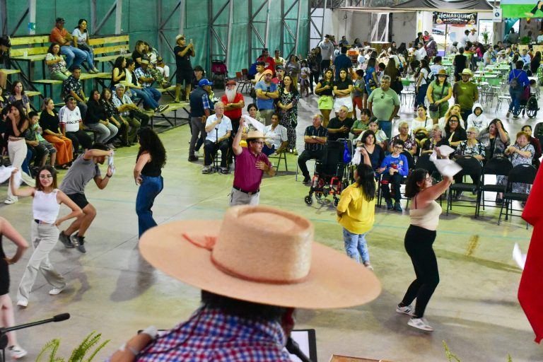 Fiesta-Costumbrista-Rio-Hurtado-5