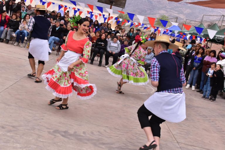 Fiesta-Chilenidad-Rio-Hurtado