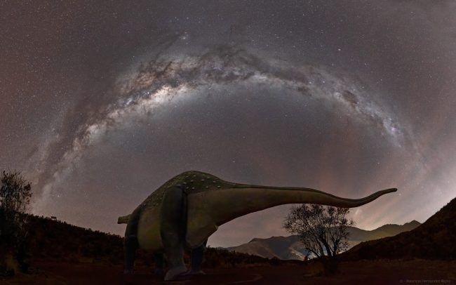 Monumento palerontología cielos oscuros